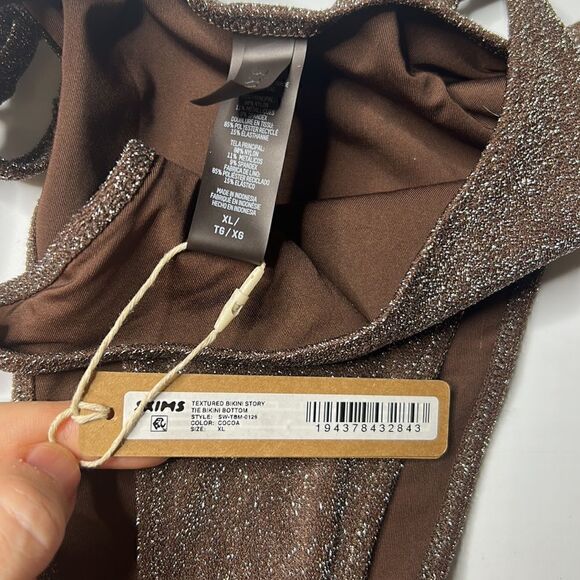 NWT SKIMS glitter tie bottoms in cocoa - Picture 2 of 3